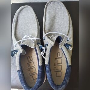Hey Dude Men's Gray and Navy Loafers